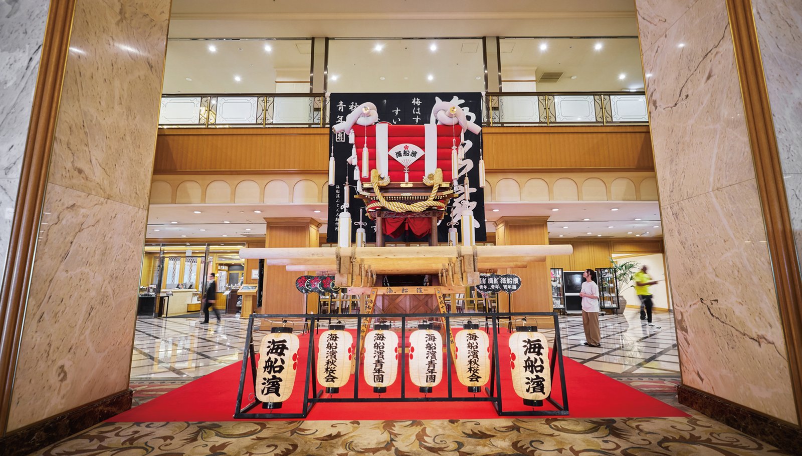 ホテル アゴーラ リージェンシー 大阪堺で展示される海船濱ふとん太鼓｜堺市のニュースならサカイタイムズ