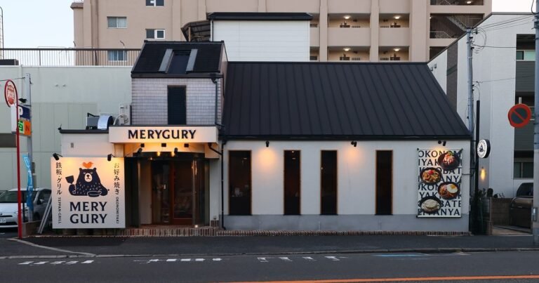 堺のデザイン会社が手がけるお好み焼きバル「MERYGURY」