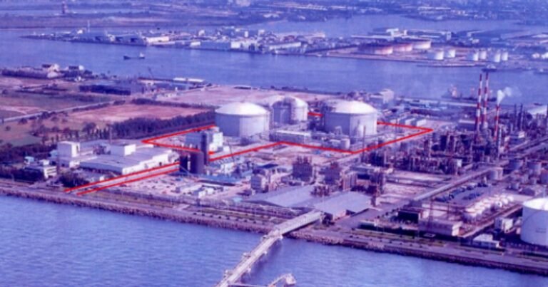 堺LNGセンターで天然ガス漏洩　西区築港新町