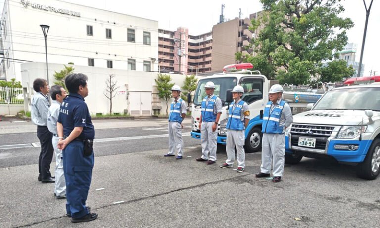 熊本地震受け堺市が応急給水支援隊　給水タンク車と職員4人を派遣
