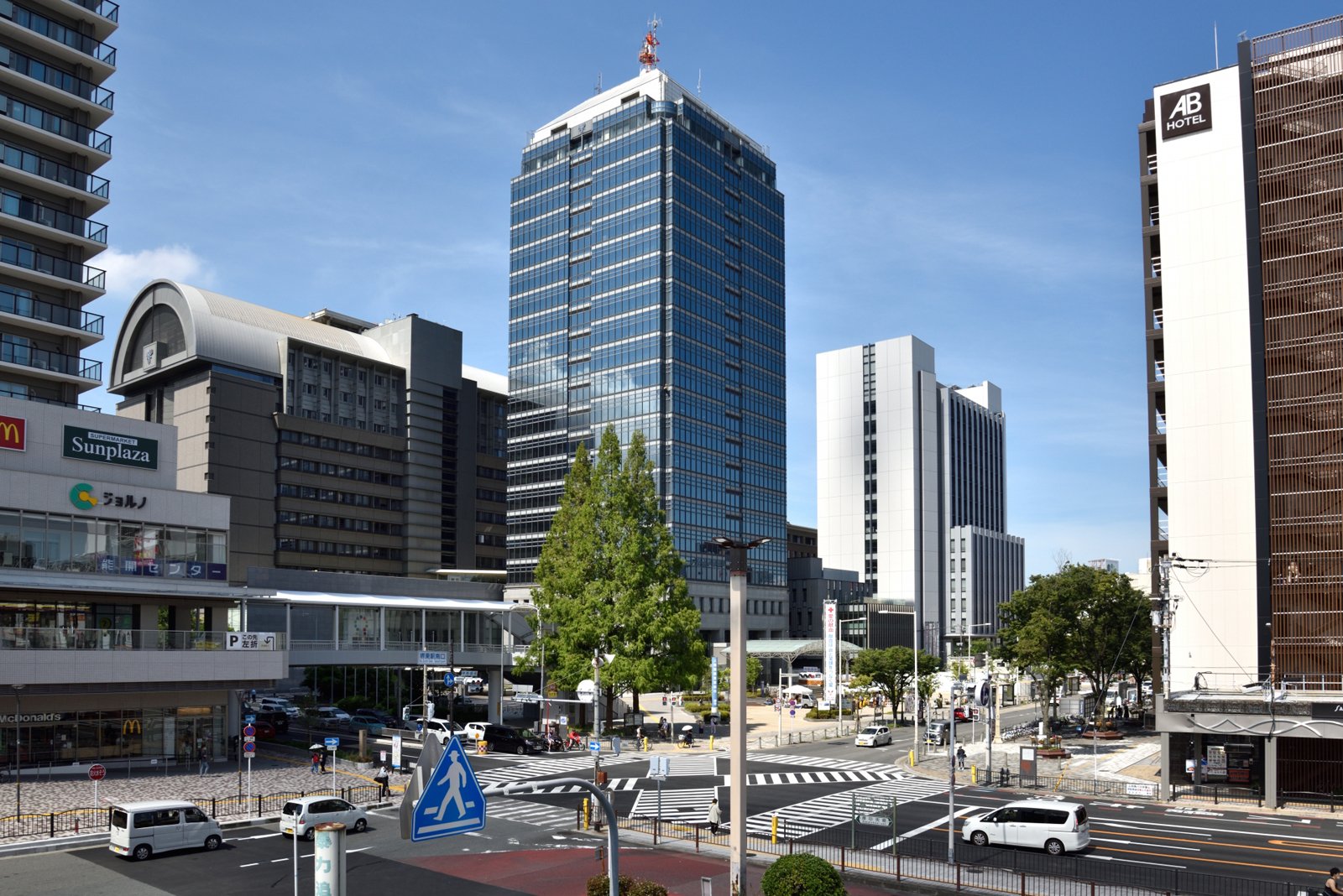 堺市役所の外観