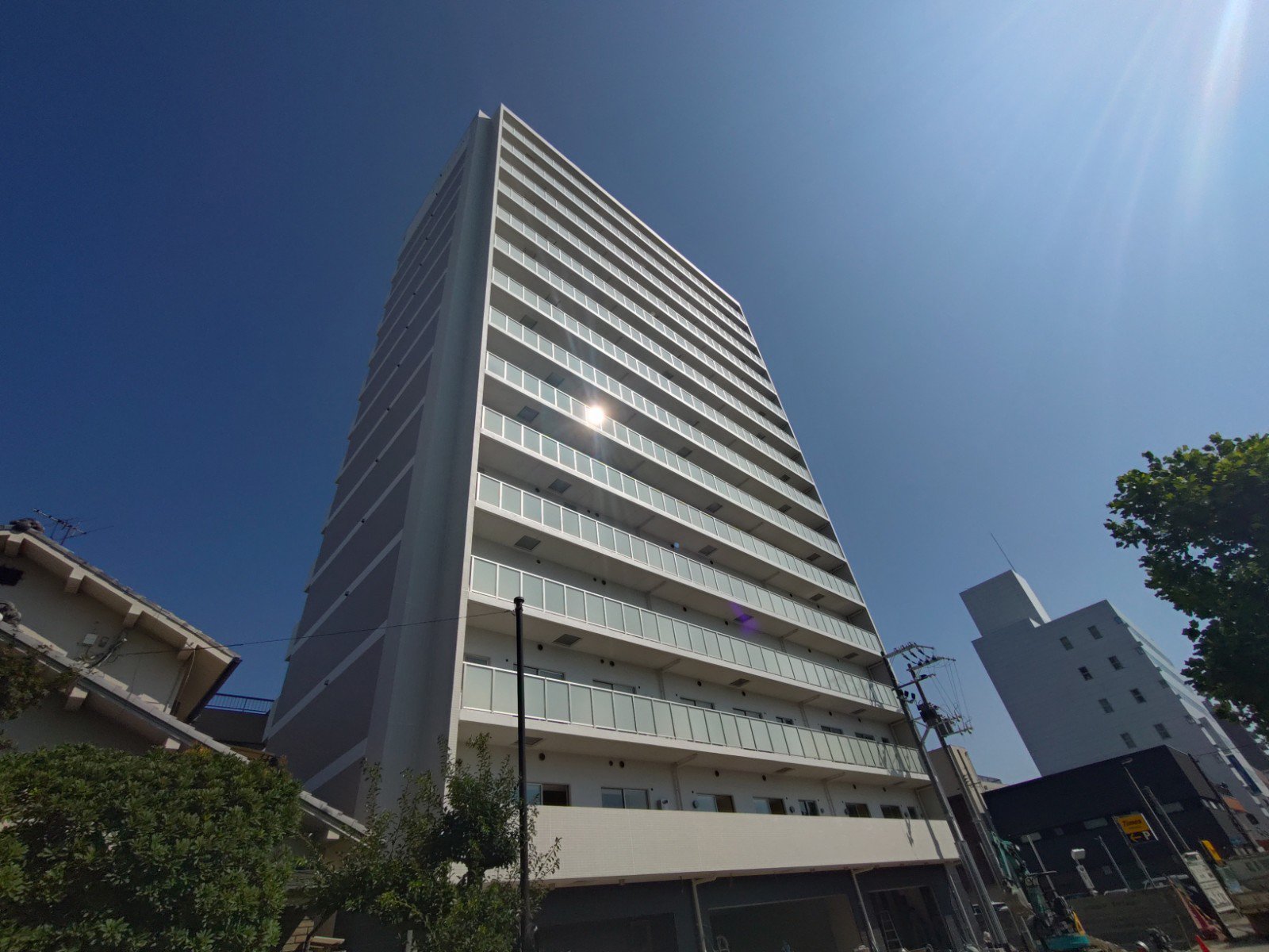 新築賃貸マンション「FREEDOM residence 堺寺地町」の外観